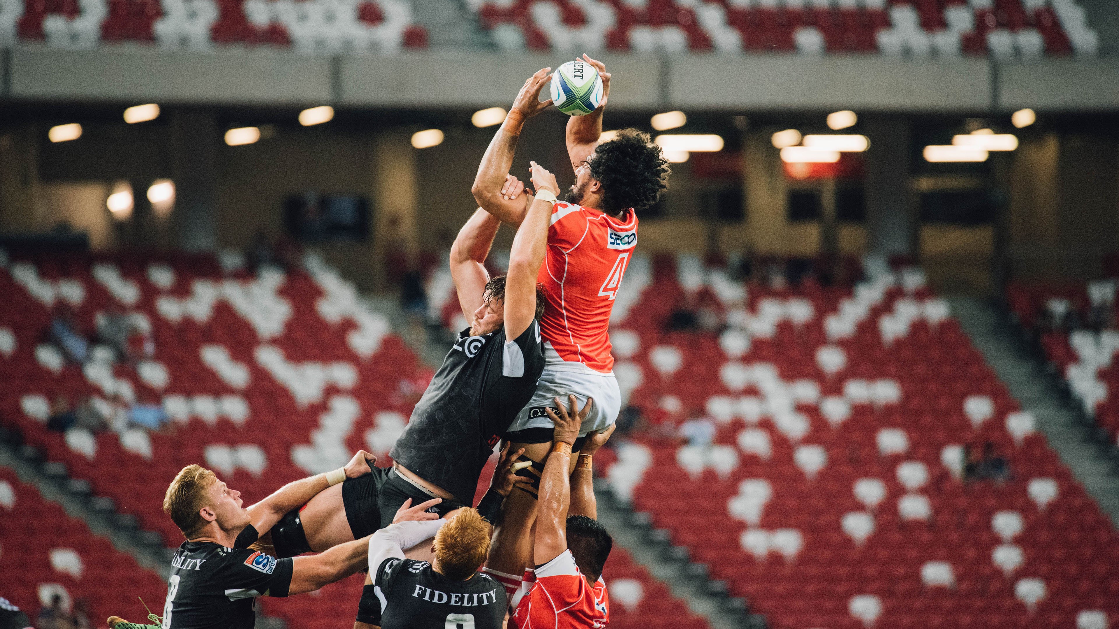 中国女排力克强敌巴西队，奥运资格赛取得关键胜利